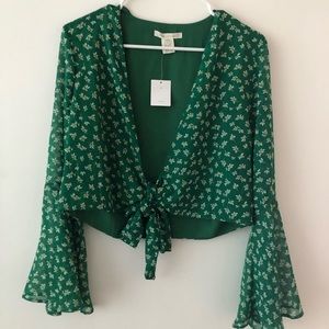 urban outfitters new with tags green bell sleeve